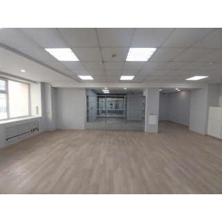 Аренда офиса в Москве - 136,9 м² метро Озерная (5 минут)